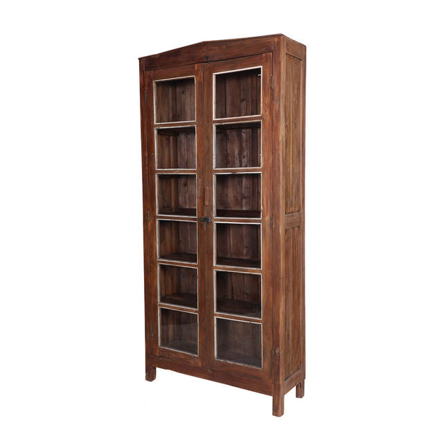 Skøn stor vitrine